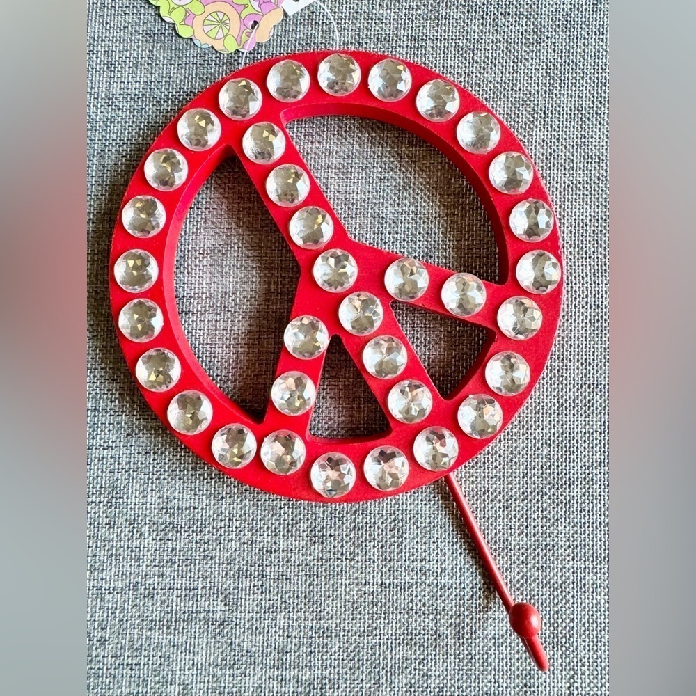 New Retro Style Red Peace Sign w/ Clear Rhinestones Wood & Metal Wall Hook 8.25”